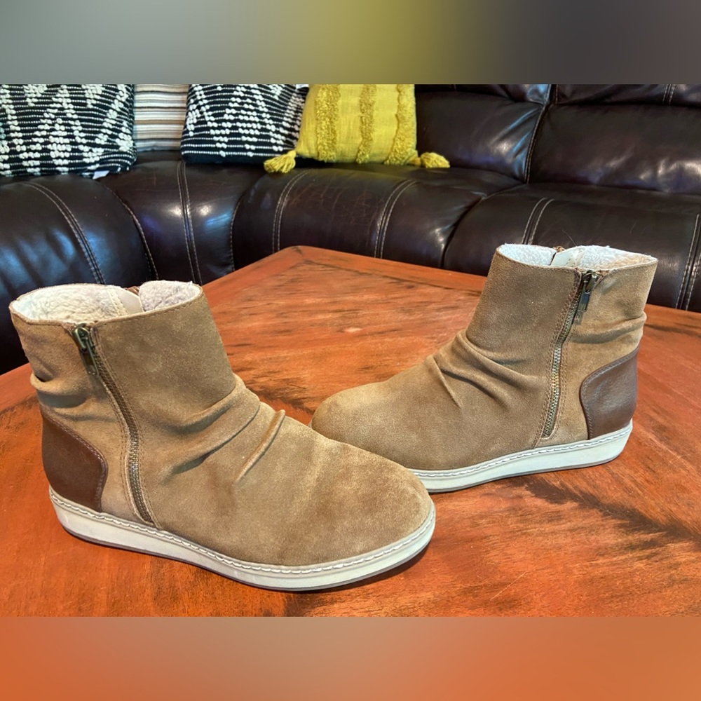 Casual Boots